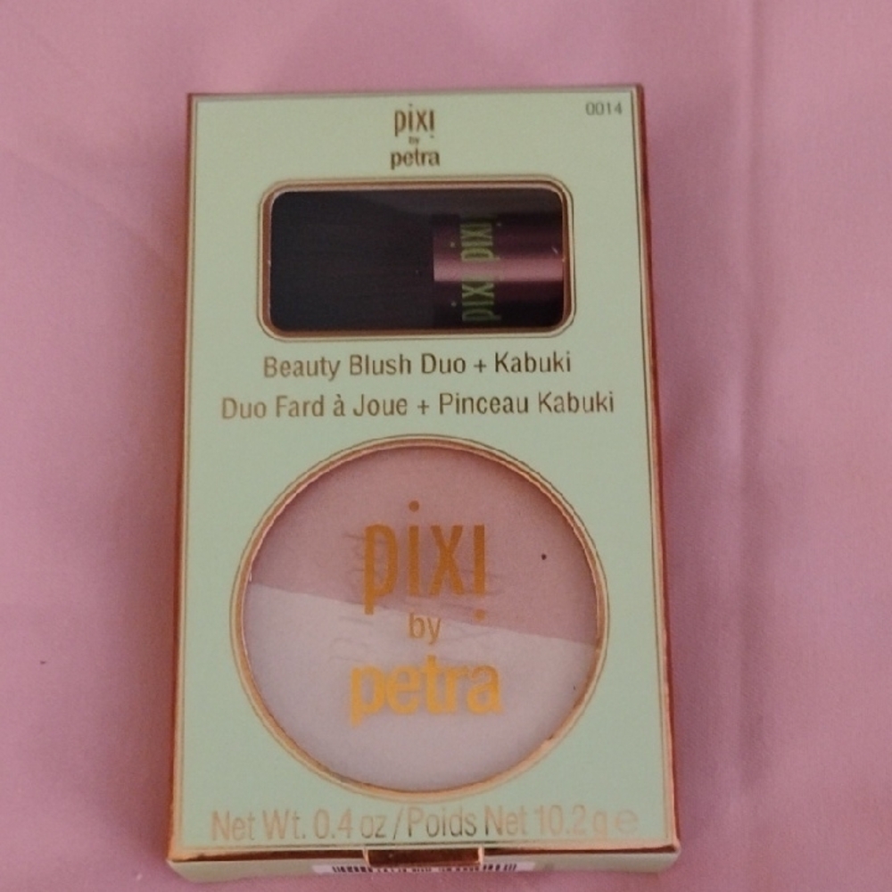 Pixi by Petra Blush Duo with Kabuki Brush